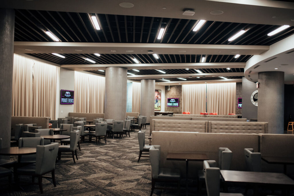 AMG Lounge